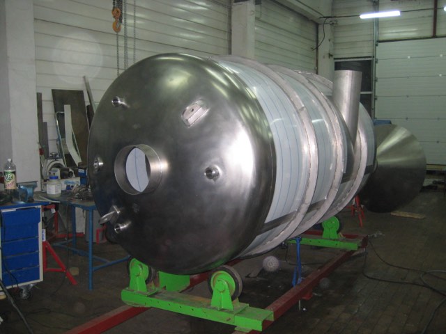 Stainless steel process tank